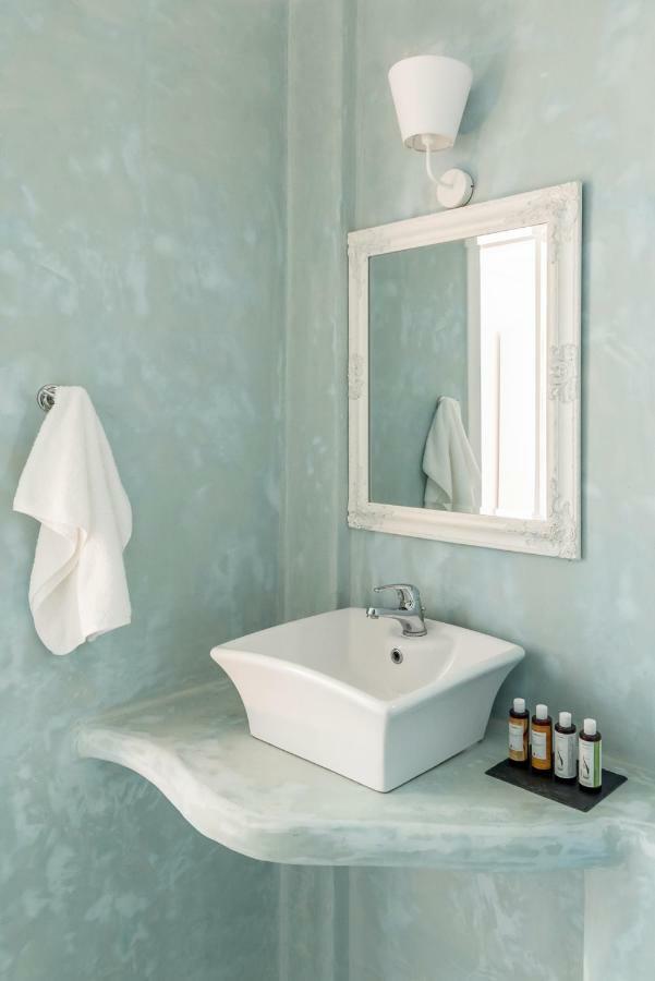 Eneos Kythnos Beach Villas-Elegant And Comfort Villas Номер фото